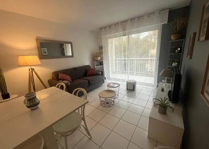 Appartement Jolie T2 A - Parking, Wifi, Proche - Fr-1-374-3